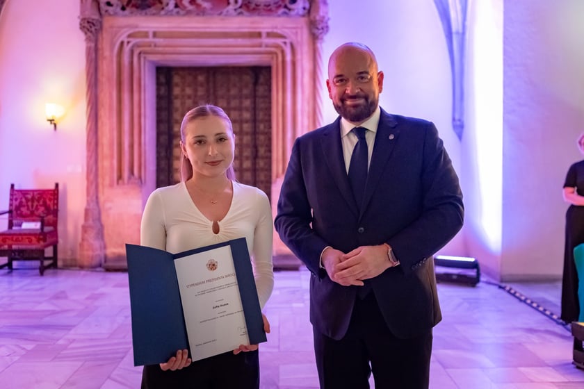 Uroczystość przyznania stypendi&oacute;w dla młodzieży wrocławskiej, uzdolnionej artystycznie