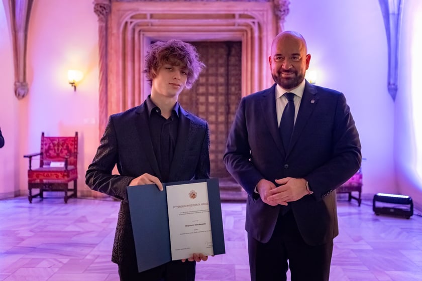 Uroczystość przyznania stypendi&oacute;w dla młodzieży wrocławskiej, uzdolnionej artystycznie