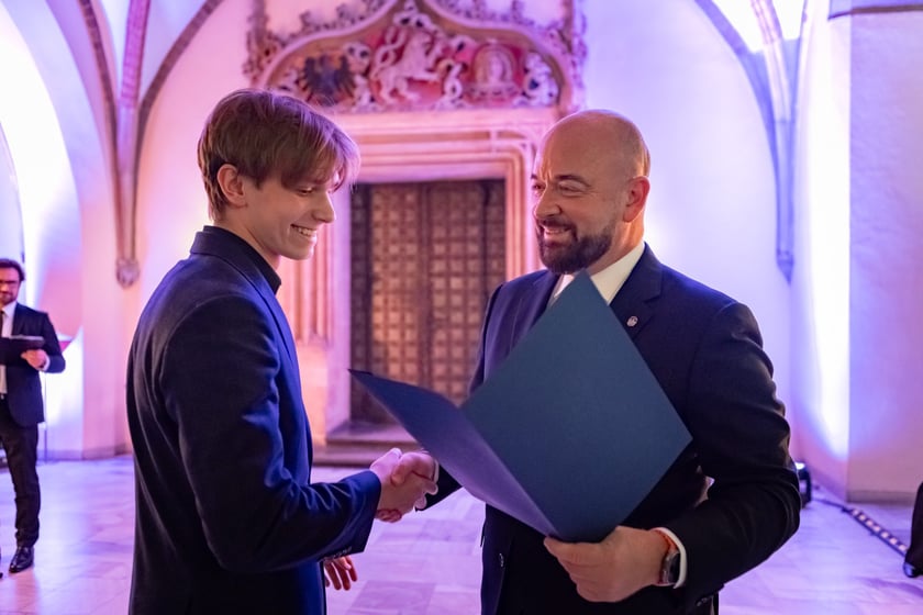 Uroczystość przyznania stypendi&oacute;w dla młodzieży wrocławskiej, uzdolnionej artystycznie