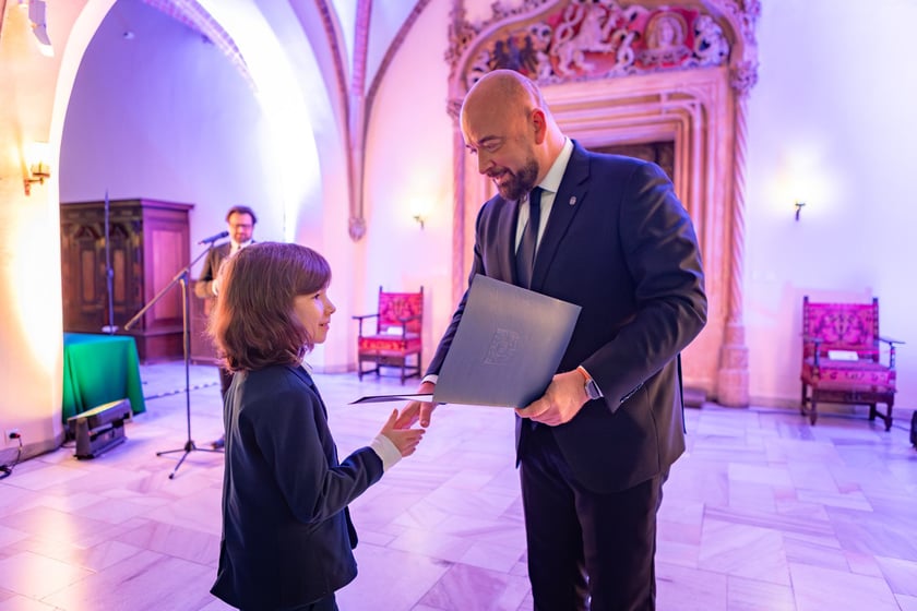 Uroczystość przyznania stypendi&oacute;w dla młodzieży wrocławskiej, uzdolnionej artystycznie