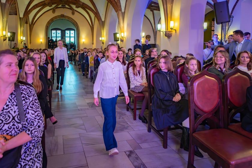 Uroczystość przyznania stypendi&oacute;w dla młodzieży wrocławskiej, uzdolnionej artystycznie