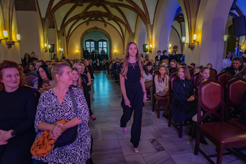 Uroczystość przyznania stypendi&oacute;w dla młodzieży wrocławskiej, uzdolnionej artystycznie