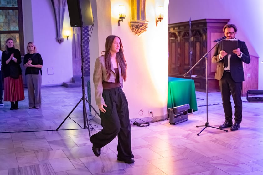 Uroczystość przyznania stypendi&oacute;w dla młodzieży wrocławskiej, uzdolnionej artystycznie