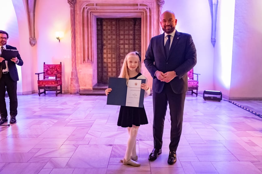 Uroczystość przyznania stypendi&oacute;w dla młodzieży wrocławskiej, uzdolnionej artystycznie