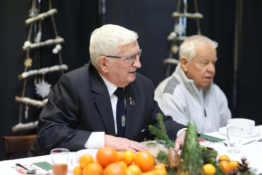 Spotkanie świąteczno-noworoczne z członkami stowarzyszenia Dolnośląska Rodzina Katyńska, 16.01.2024