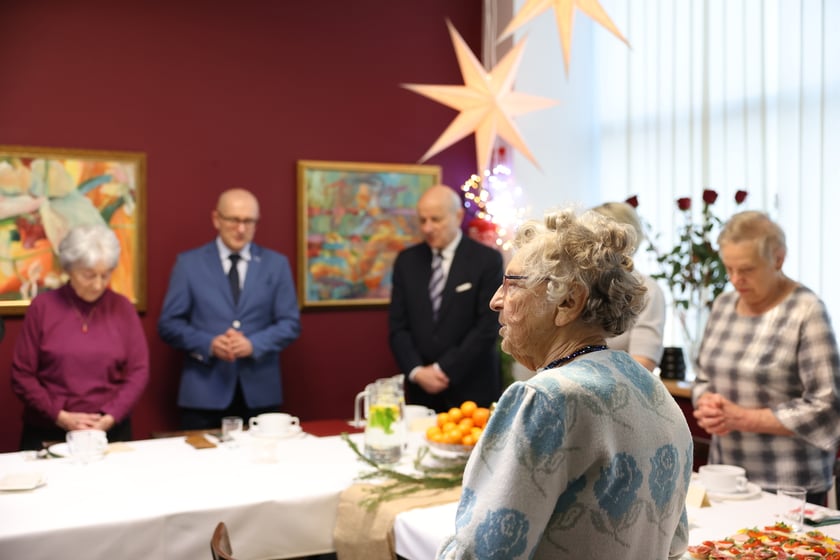 Spotkanie świąteczno-noworoczne z członkami stowarzyszenia Dolnośląska Rodzina Katyńska, 16.01.2024