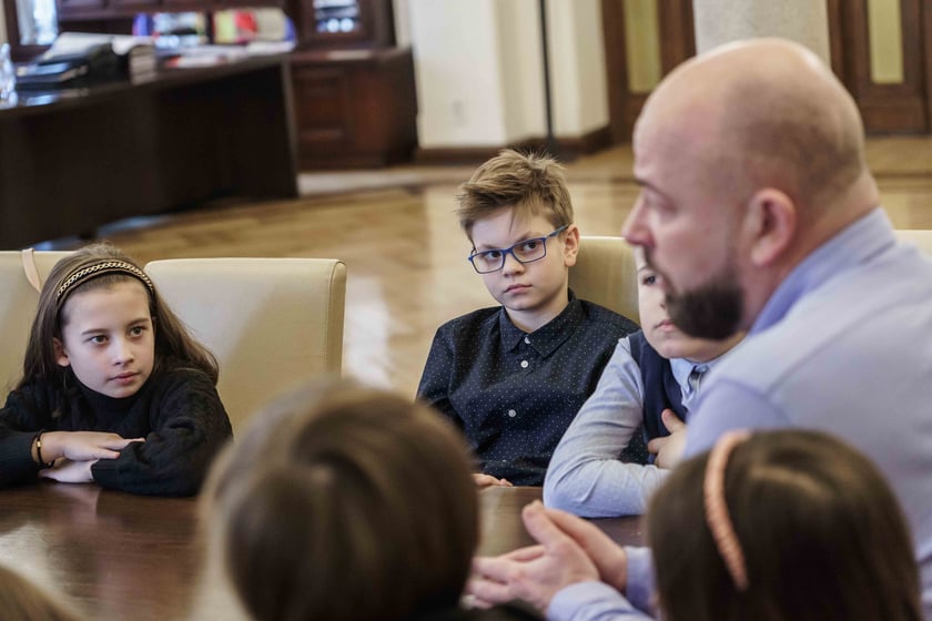 Dziś w Ratuszu gościły kolejne grupy uczniów z wrocławskich szkół