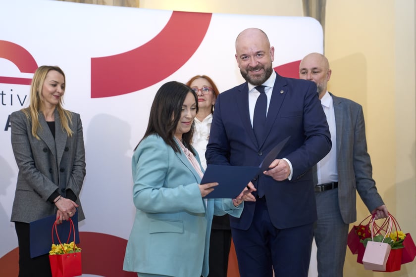 Wyróżnienia prezydenta Wrocławia dla podmiotów współpracujących z Wrocławskim Centrum Integracji