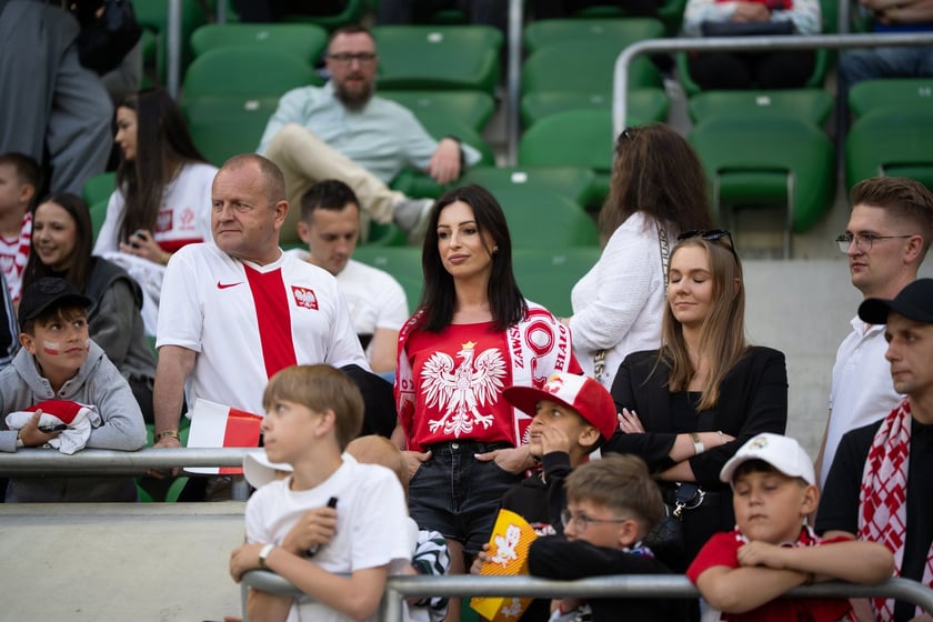 Ultimate Legends Night Wrocław 2026. Polskie legendy i światowe gwiazdy futbolu zmierzyły się 27 maja na boisku Tarczyński Arena Wrocław