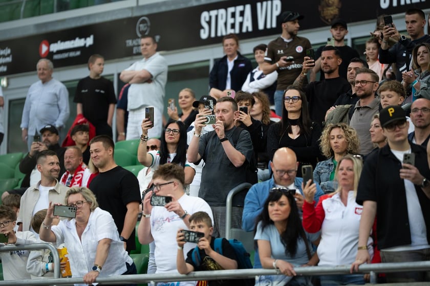 Ultimate Legends Night Wrocław 2026. Polskie legendy i światowe gwiazdy futbolu zmierzyły się 27 maja na boisku Tarczyński Arena Wrocław