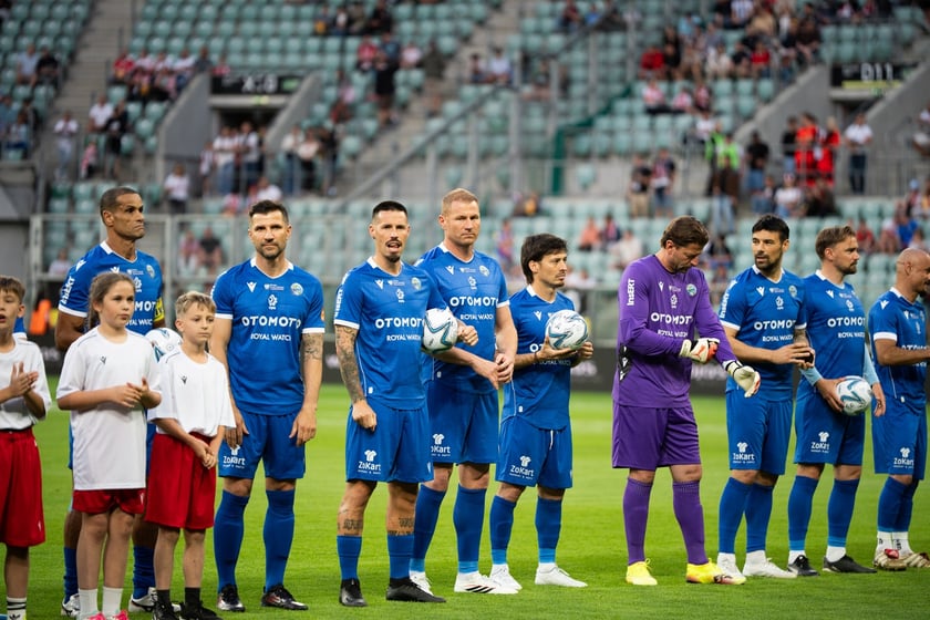 Ultimate Legends Night Wrocław 2026. Polskie legendy i światowe gwiazdy futbolu zmierzyły się 27 maja na boisku Tarczyński Arena Wrocław