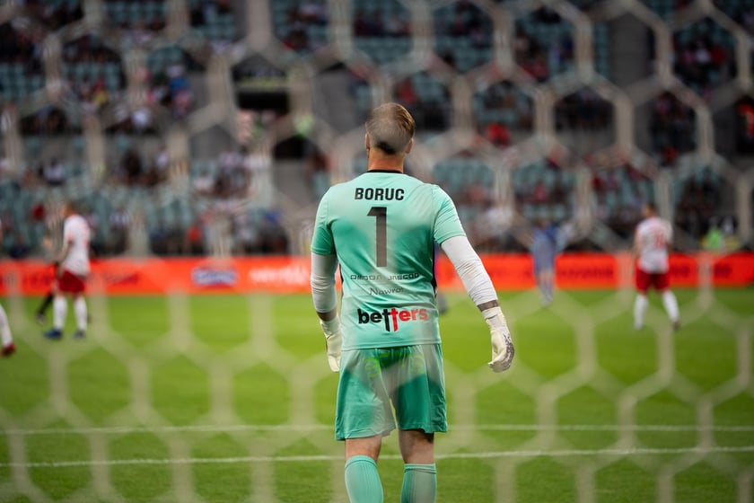 Ultimate Legends Night Wrocław 2026. Polskie legendy i światowe gwiazdy futbolu zmierzyły się 27 maja na boisku Tarczyński Arena Wrocław