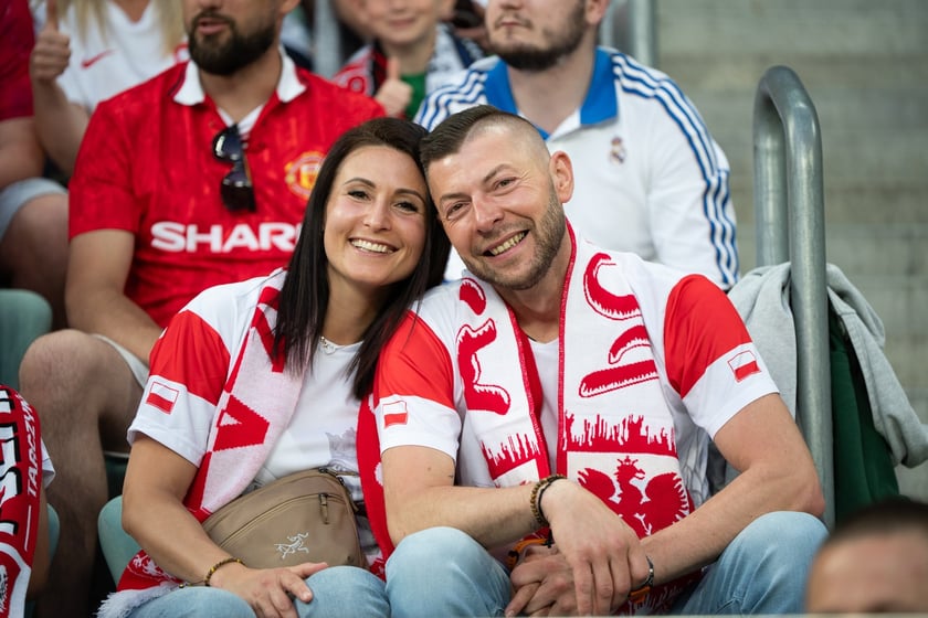 Ultimate Legends Night Wrocław 2026. Polskie legendy i światowe gwiazdy futbolu zmierzyły się 27 maja na boisku Tarczyński Arena Wrocław
