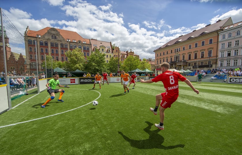 Wrocław CUP - XII Międzynarodowe Mistrzostwa Polski w Piłce Ulicznej Osób Bezdomnych.