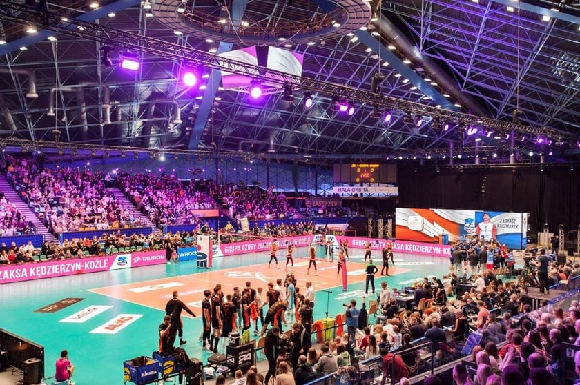 W Hali Orbita wymieniono właśnie parkiet. Odbywa się tu mnóstwo imprez sportowych czy muzycznych