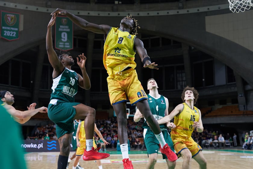 Zdjęcia z meczy Śląska Wrocław z Gran Canarią 11 stycznia 2023 w Hali Stulecia