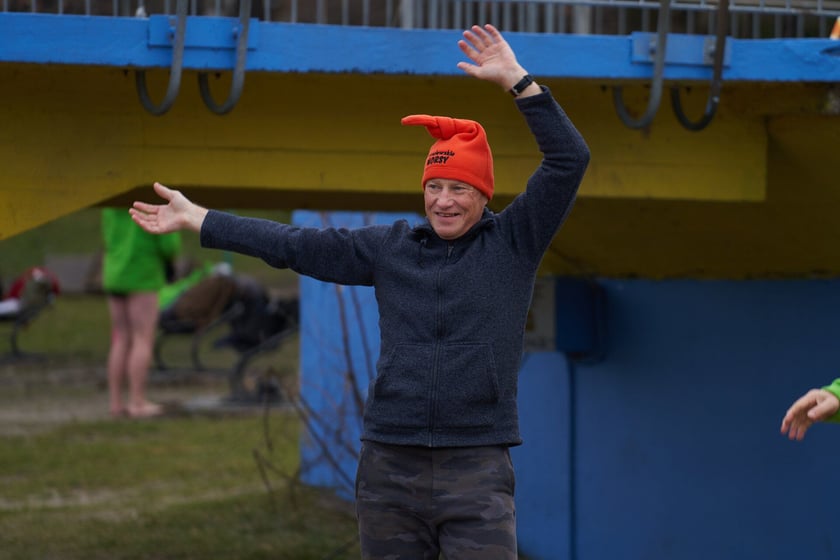 Wrocławskie morsy podczas morsowania na Morskim Oku - 14 stycznia 2023 r.