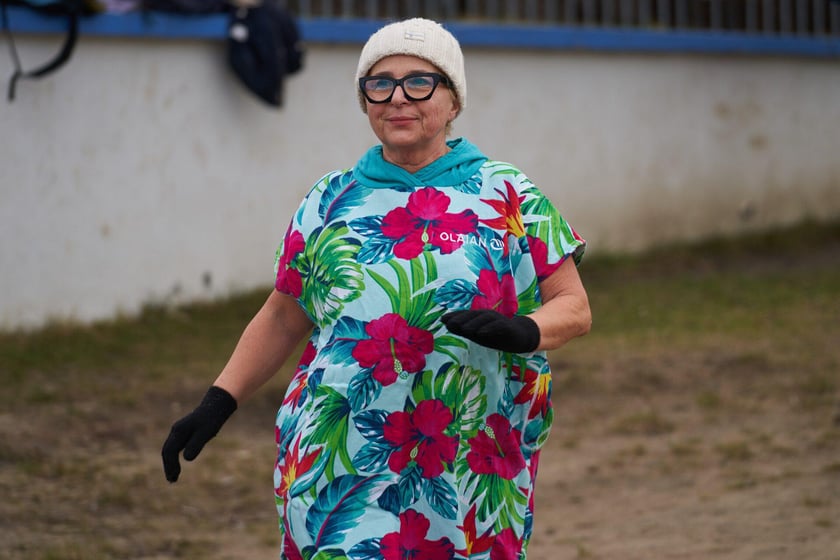 Wrocławskie morsy podczas morsowania na Morskim Oku - 14 stycznia 2023 r.