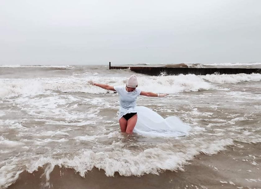 Na zdjęciu widać morsy z Wrocławia w Mielnie