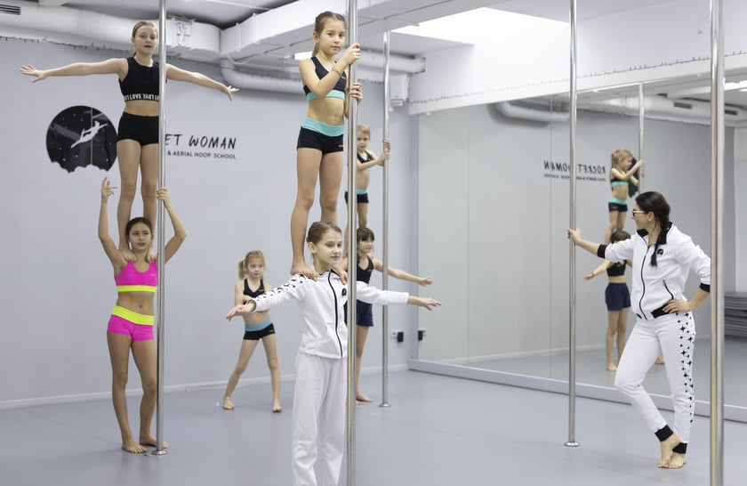 Trenig pole dance&nbsp;