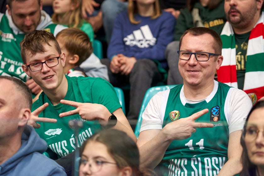 Śląsk Wrocław - Astoria Bydgoszcz w hali Orbita, zdjęcia kibiców i meczu