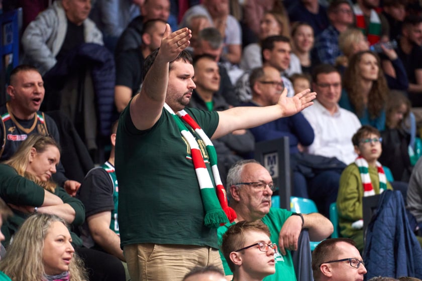 Śląsk Wrocław - Astoria Bydgoszcz w hali Orbita, zdjęcia kibiców i meczu