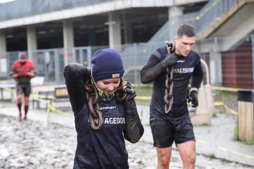 Zawody Runmageddon na Tarczyński Arena na Pilczycach we Wrocławiu
