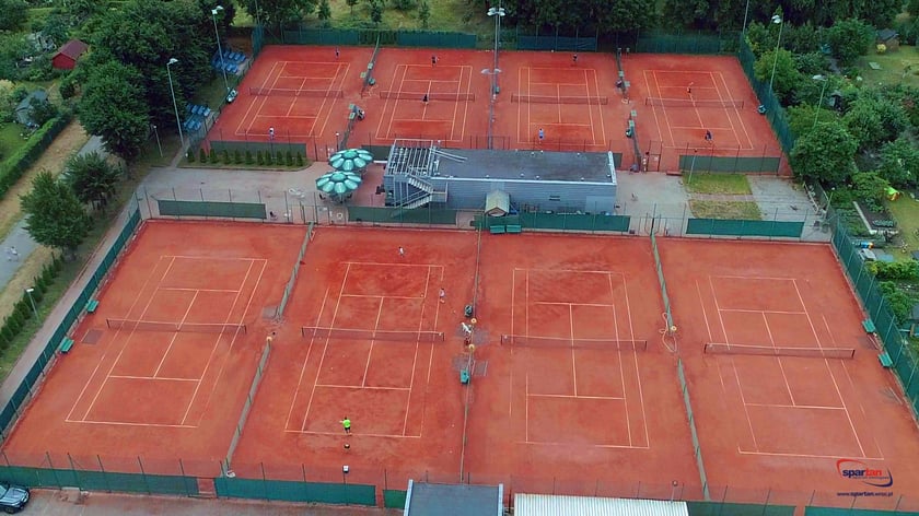 Miejskie korty tenisowe we Wrocławiu