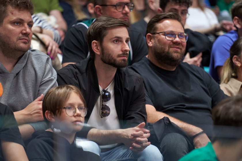 Kibice na meczu Śląska w hali Orbita 3 maja 2023