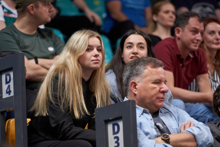 Kibice na meczu Śląska w hali Orbita 3 maja 2023