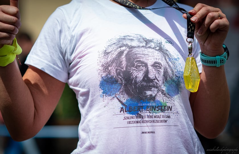 Uczestnicy biegu "3 x Śnieżka = 1 x Mont Blanc"