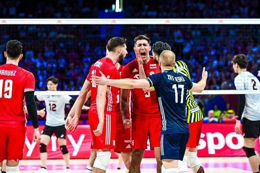 Siatkarze polskiej reprezentacji podczas meczu z Japonią w p&oacute;łfinale Ligi Narod&oacute;w