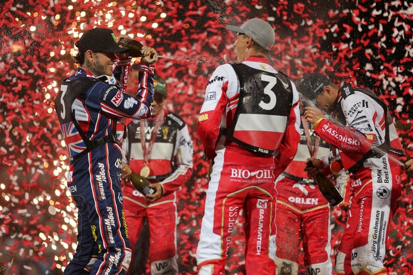 Wrocław, 29 lipca 2023, polscy żużlowcy z Drużynowym Pucharem Świata