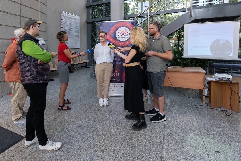 Spotkanie o akcji "W kółko kręcę" w urzędzie miejskim, 28 września 2023