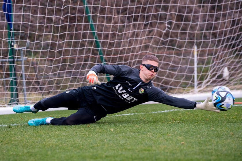 Piłkarze Śląska Wrocław podczas treningu na początku obozu w chorwackim Umag
