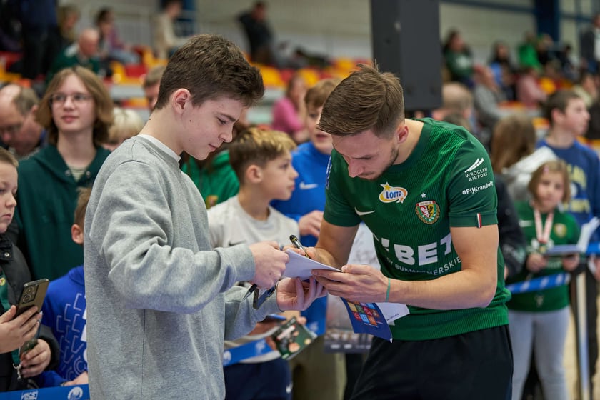 Charytatywny turniej piłkarski Tokar Cup, luty 2024, hala AWF Wrocław