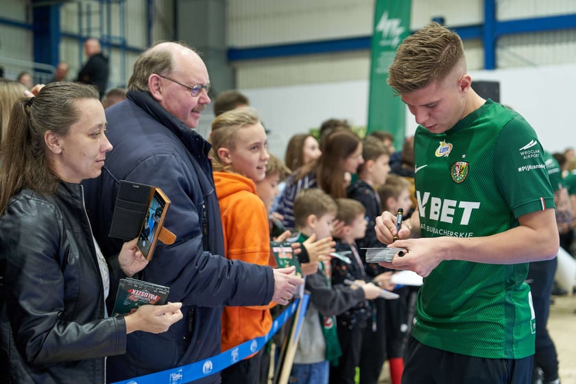 Charytatywny turniej piłkarski Tokar Cup, luty 2024, hala AWF Wrocław