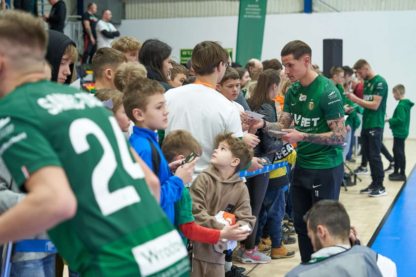 Charytatywny turniej piłkarski Tokar Cup, luty 2024, hala AWF Wrocław