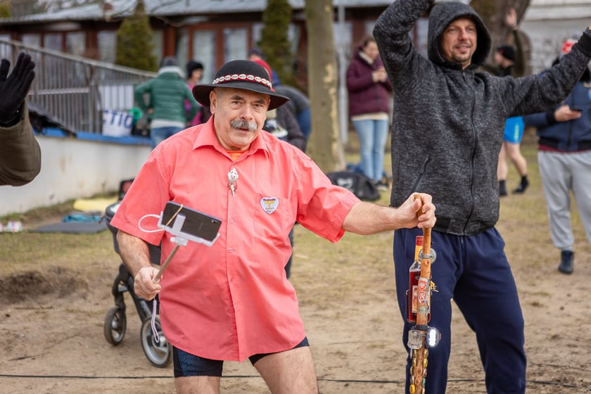 Wrocławskie Morsy na Morskim Oku - luty 2024