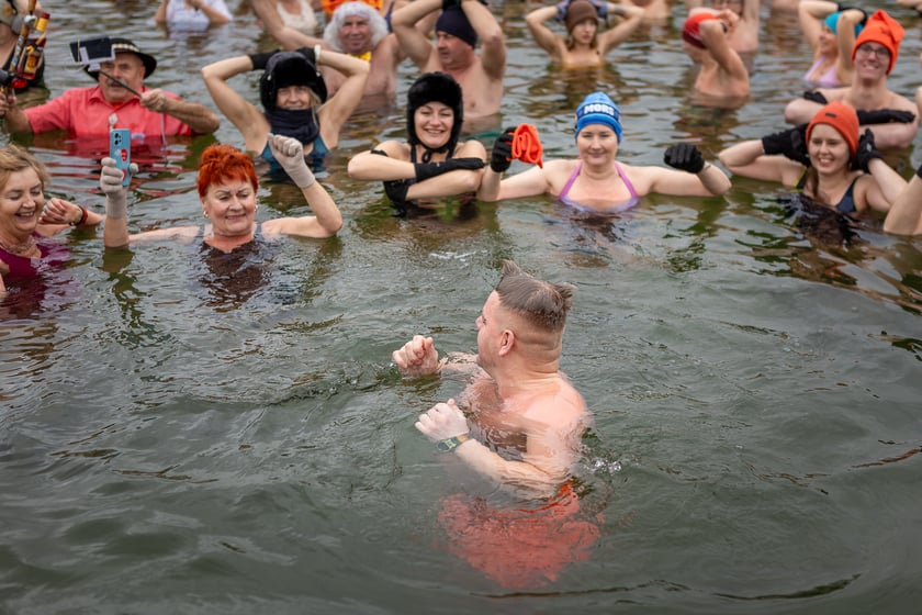 Wrocławskie Morsy na Morskim Oku - luty 2024