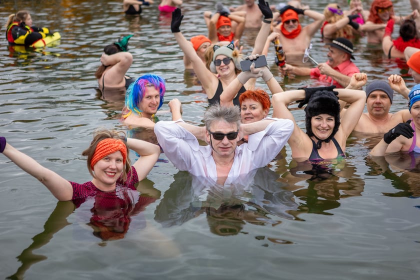 Wrocławskie Morsy na Morskim Oku - luty 2024