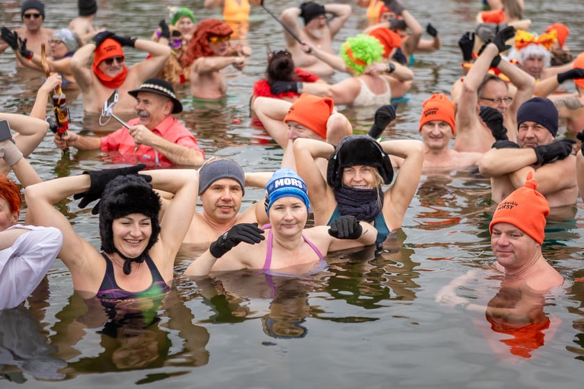 Wrocławskie Morsy na Morskim Oku - luty 2024