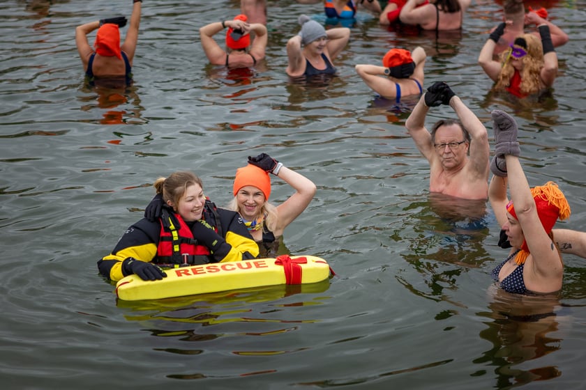 Wrocławskie Morsy na Morskim Oku - luty 2024