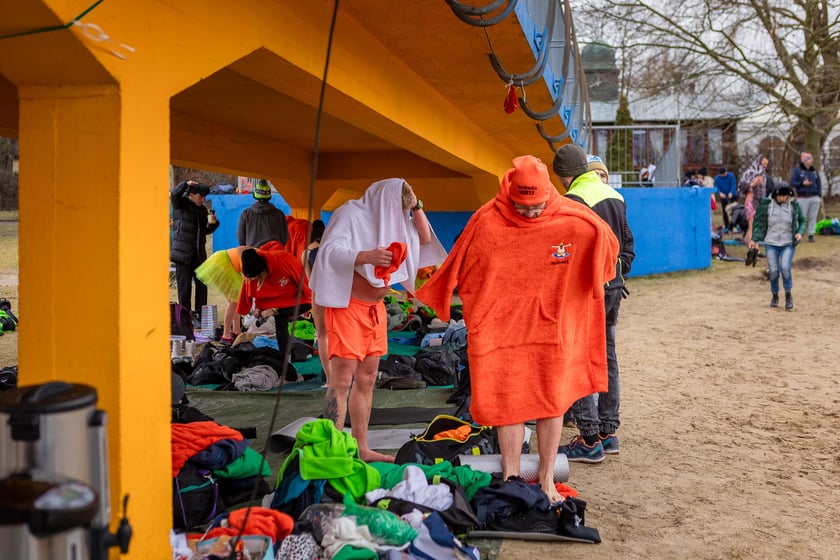 Wrocławskie Morsy na Morskim Oku - luty 2024