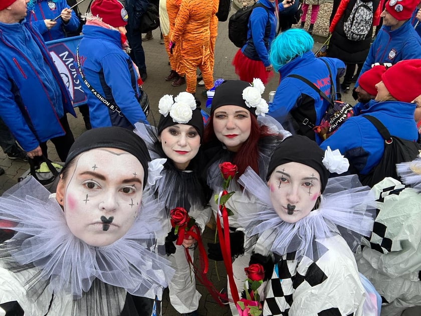 XXI Międzynarodowy Zlot Morsów w Mielnie odbył się w miniony weekend. Na zdjęciu morsy z Wrocławia