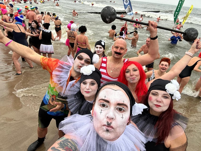 XXI Międzynarodowy Zlot Morsów w Mielnie odbył się w miniony weekend. Na zdjęciu morsy z Wrocławia