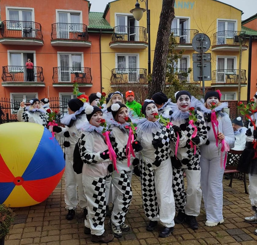 XXI Międzynarodowy Zlot Morsów w Mielnie odbył się w miniony weekend. Na zdjęciu morsy z Wrocławia