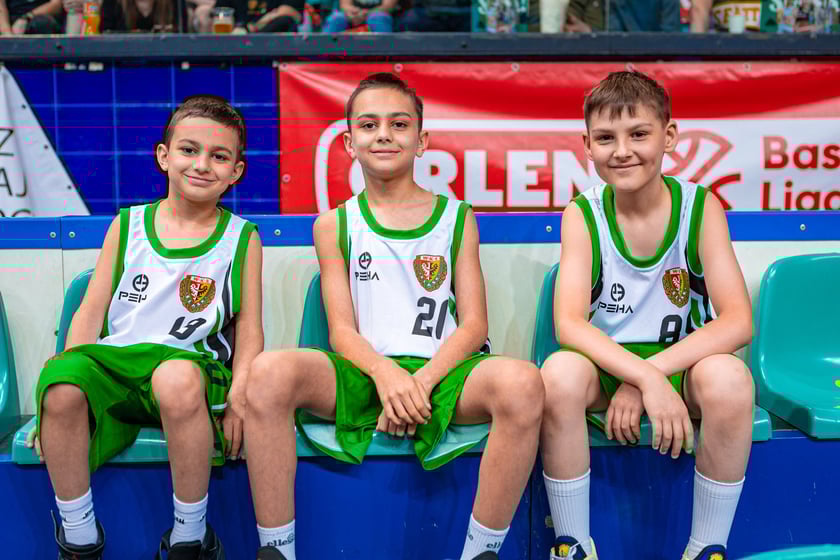 Kibice na meczu Śląska Wrocław z drużyną Arriva Polski Cukier Toruń w Orbicie