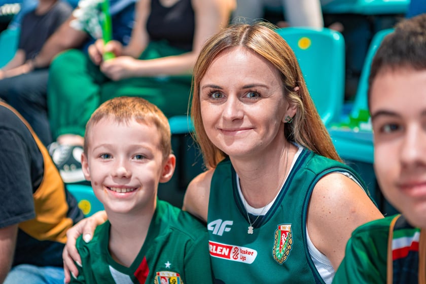 Kibice na meczu Śląska Wrocław z drużyną Arriva Polski Cukier Toruń w Orbicie