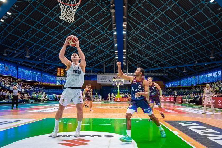 Kibice na meczu Śląska Wrocław z drużyną Arriva Polski Cukier Toruń w Orbicie